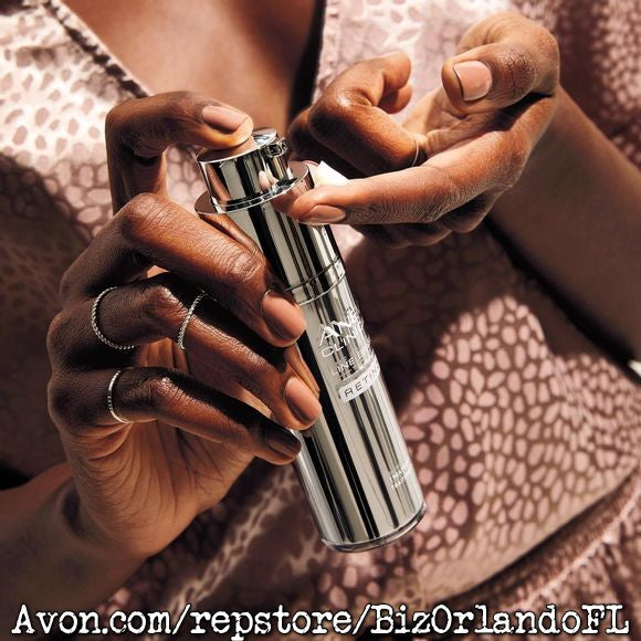 AVON: Isa Knox Anew Clinical Line Eraser with Retinol Treatment