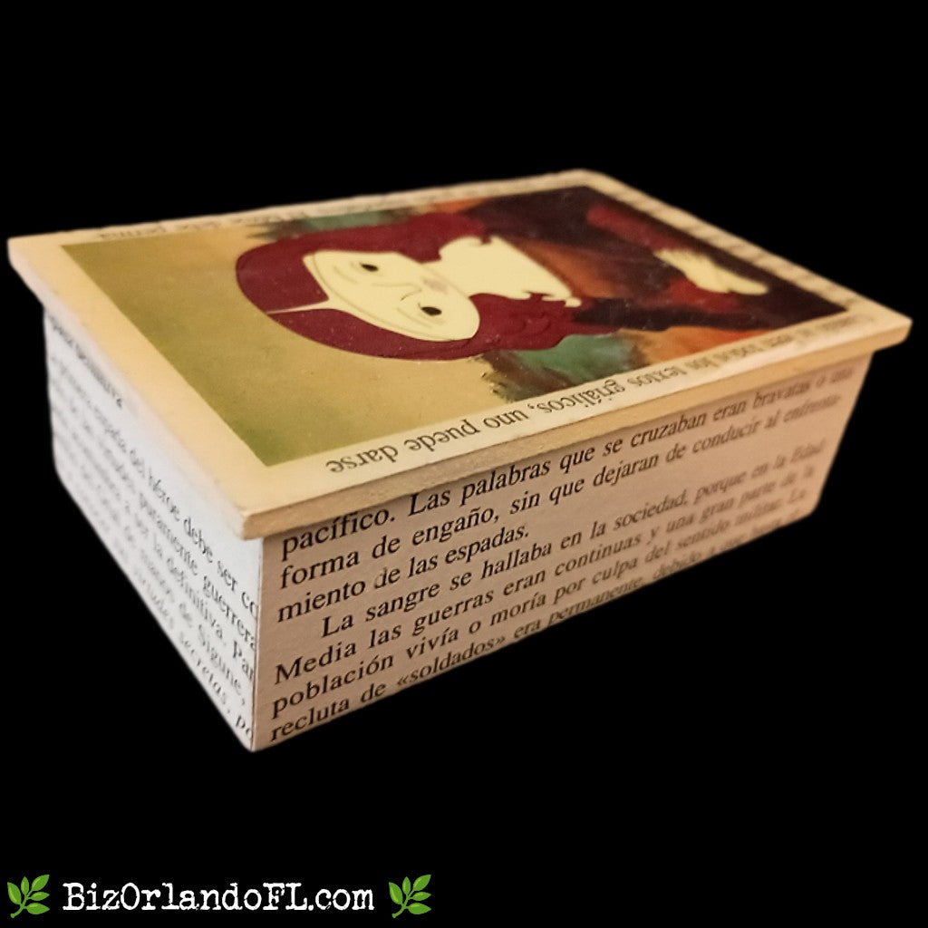 BOUTIQUE: Mona Lisa Style Handcrafted Lacquered Jewelry Box Small